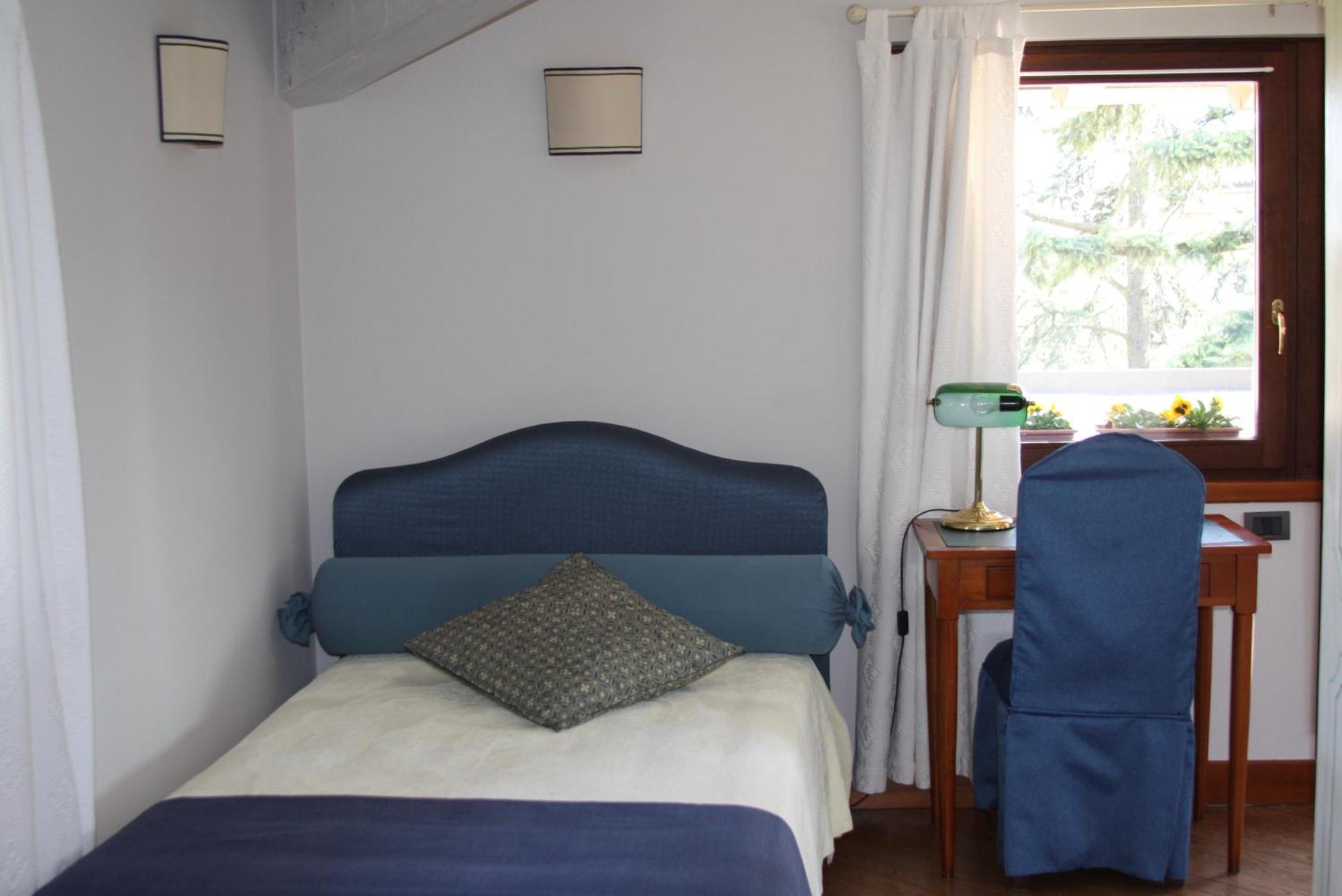 Ferienwohnung Le Margherite Manerba del Garda Exterior foto