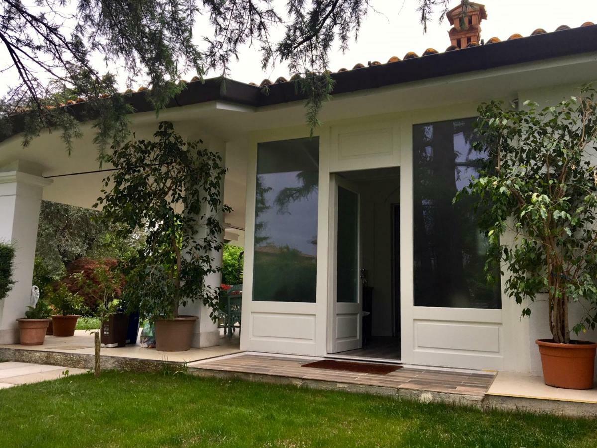 Ferienwohnung Le Margherite Manerba del Garda Exterior foto